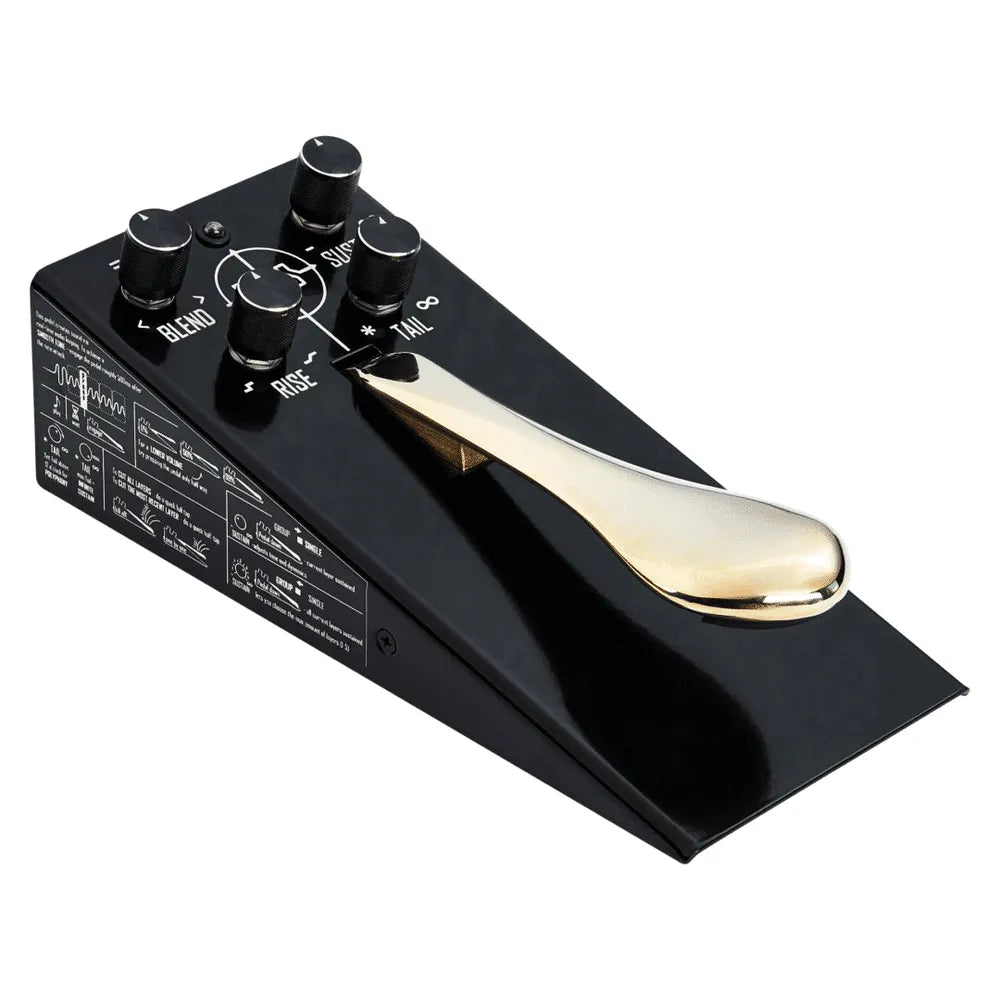 Gamechanger - Plus Pedal And Audio WET Footswitch Guitar Pedal